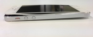 iPhone5　ベゼル歪み4
